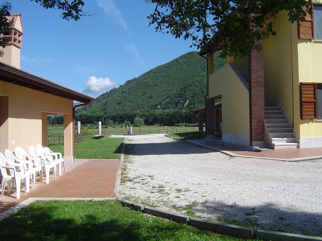 L' Antico Casale Villa Le Marmore Ngoại thất bức ảnh